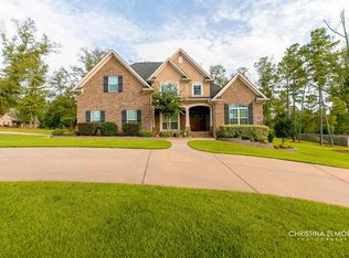 800 St Marys Dr, Bonaire, GA 31005