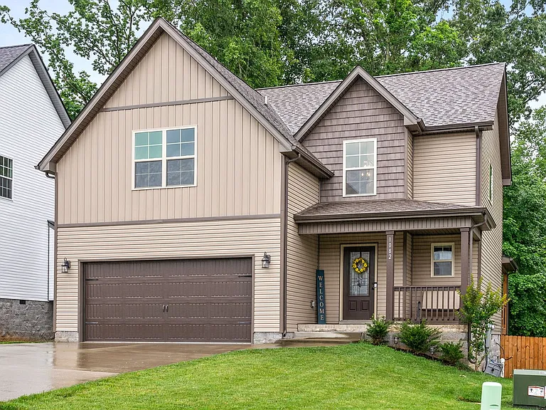 1082 Winesap Rd — Photo 3