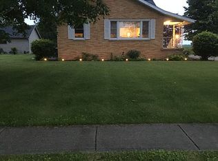 702 W North St, Stonington, IL 62567