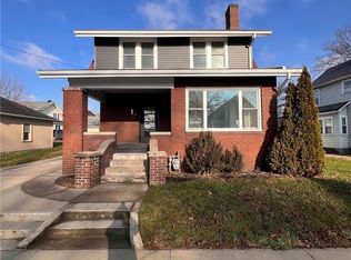 221 W 10th St, Dover, OH 44622