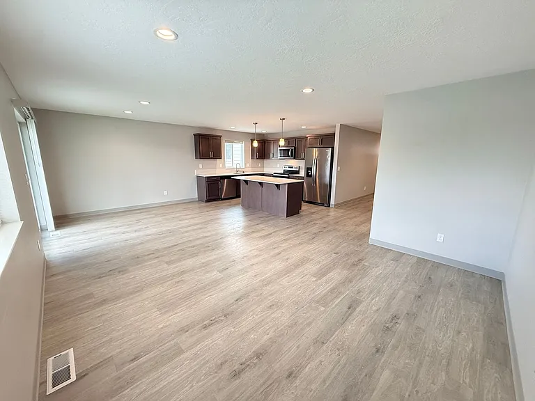 1501 - 1503 North Bell Street — Photo 17