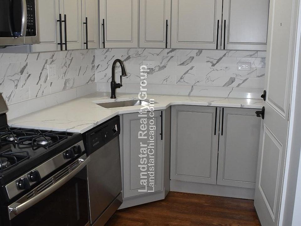 1st image of 6114 N Winthrop Ave APT 3S