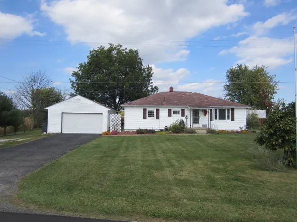 2918 Stiving Rd, Shelby, OH 44875