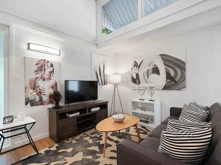 1505 Robert Weaver Ave — Photo 4