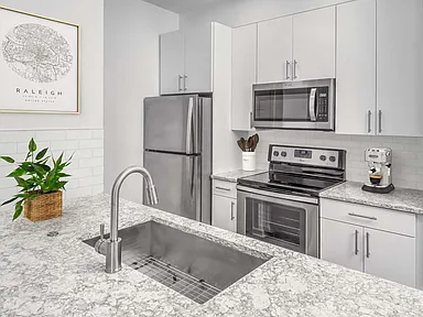 1.1C   1BR/1BA   1-1