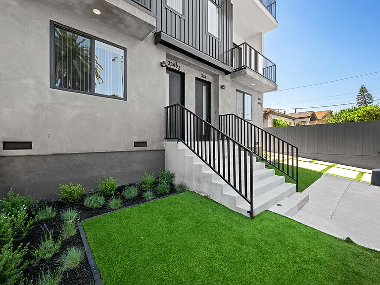 336 N Reno St — Photo 2