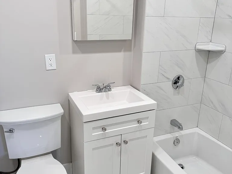 35 Brookline St #12 — Photo 6