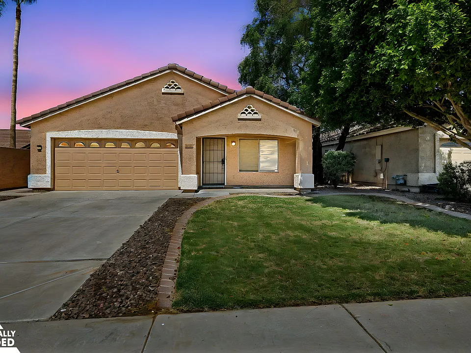 N San Benito Dr