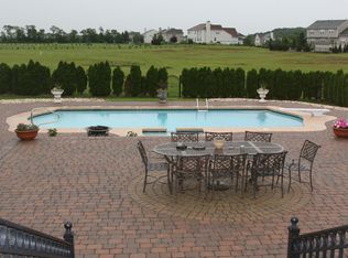 57 Peoples Line Rd, Somerset, NJ 08873