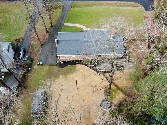 2nd image of 3301 Archdale Rd