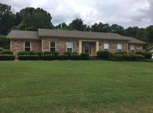 814 Warren St, Tuscumbia, AL 35674