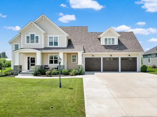 10171 South Woodside COURT, Franklin, WI 53132