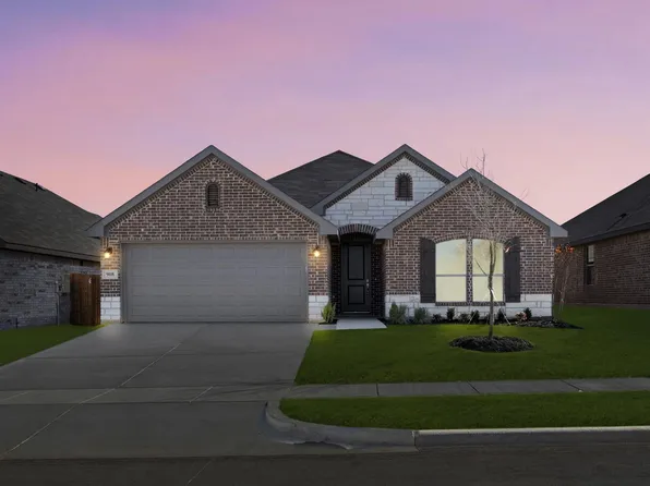 908 Eloise Ln, Cleburne, TX 76033