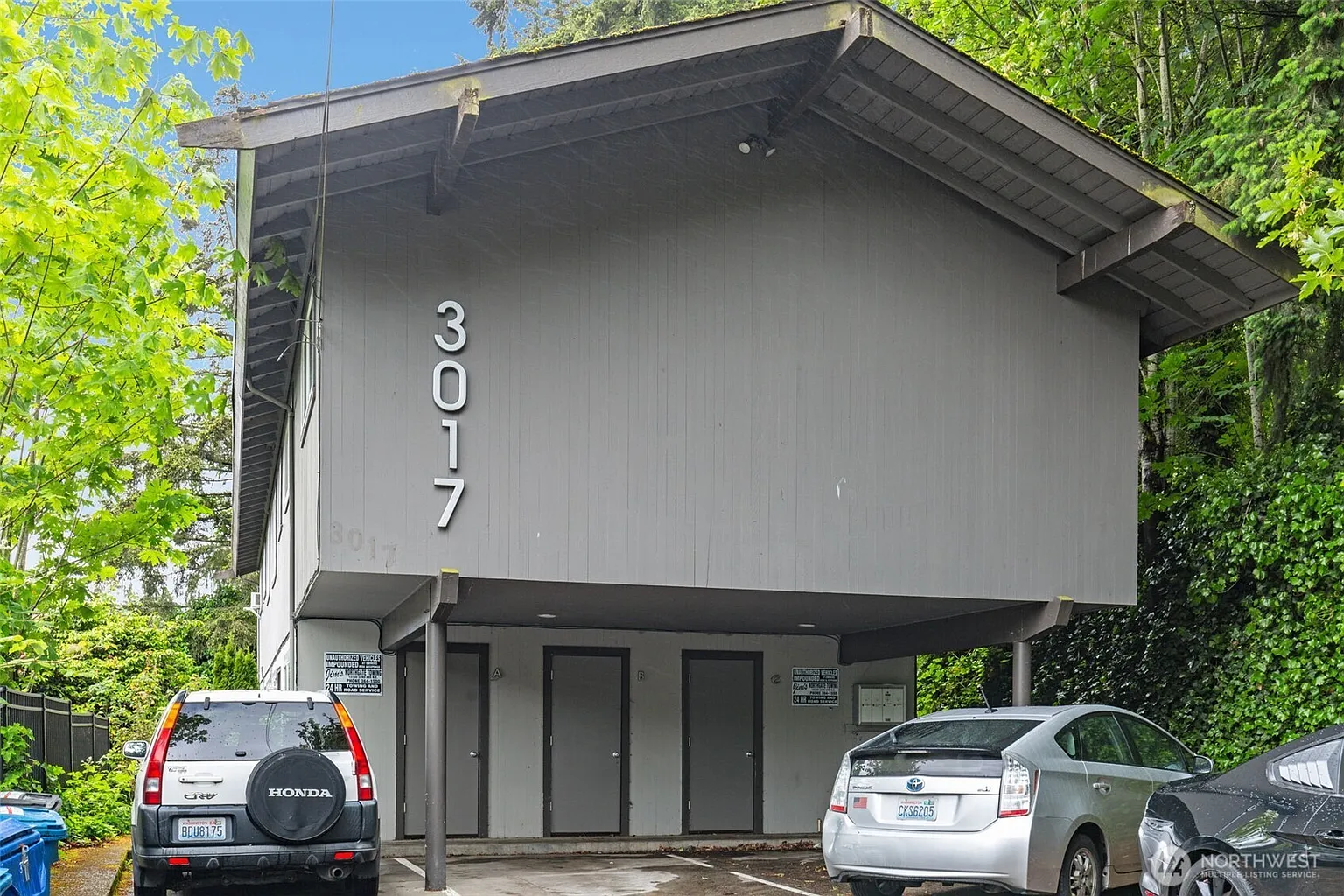 3017 NE 140th Street photo 1