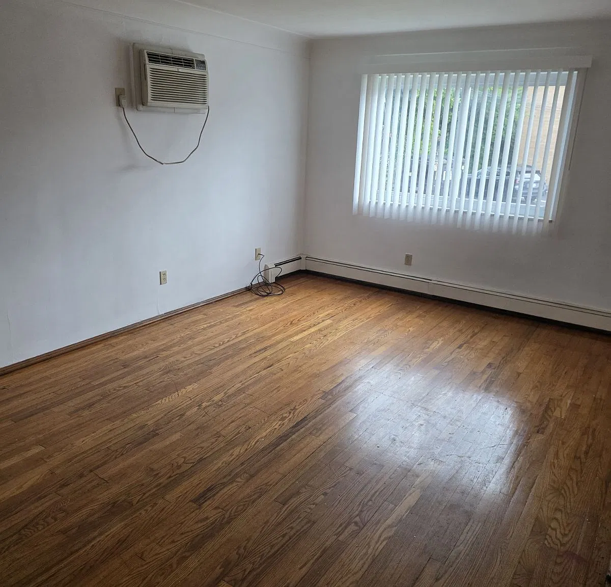 111 Koehler Ave — Photo 2
