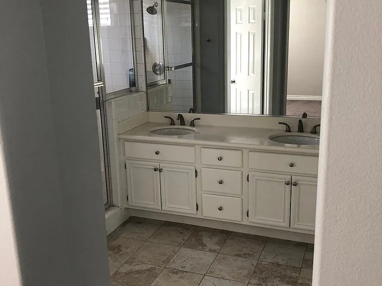 28 Silkwood Ln — Photo 17