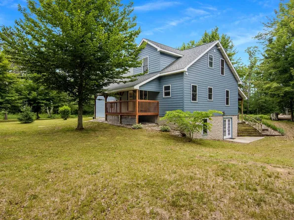 16514 Vondra Rd, Thompsonville, MI 49683