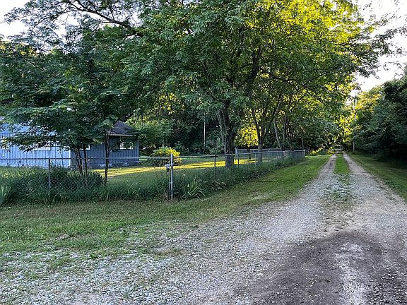 Deeded ROW from CR 11