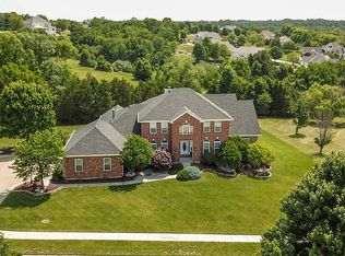 240 Camelot Dr, Weldon Spring, MO 63304