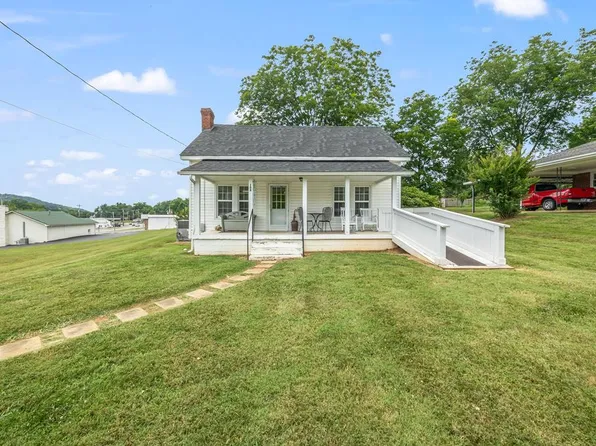 108 Woodland St, Livingston, TN 38570