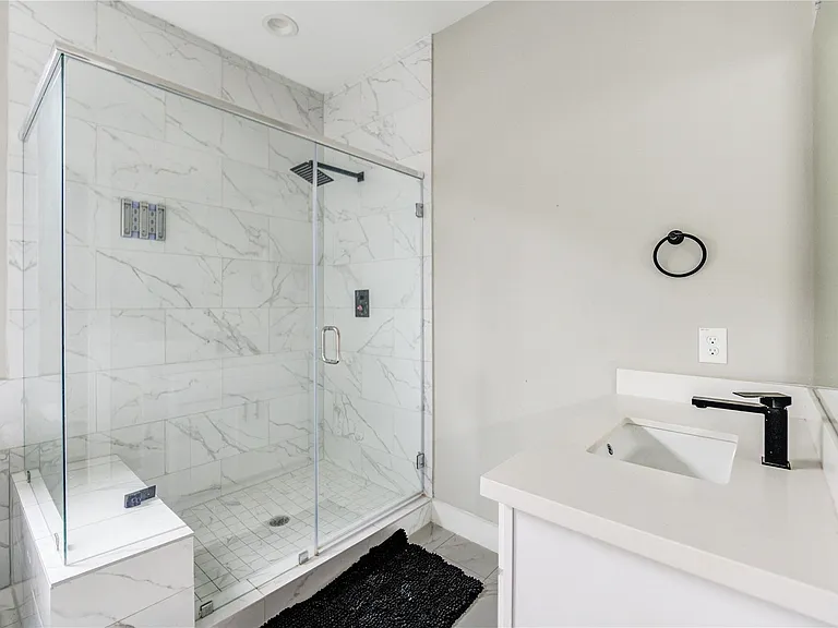 4220 McKinley St — Photo 35