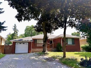 5 Carnegie Ct #BASEMENT, Toronto, ON M2M1W2