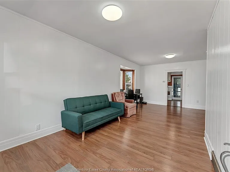 1166 Pierre Ave #UPPER — Photo 3