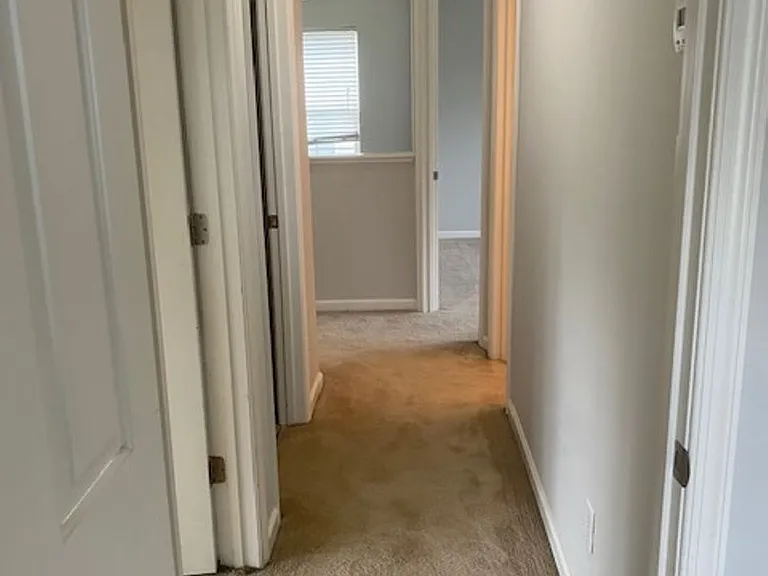 203 Linfoot Ct — Photo 22