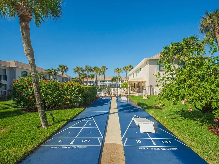 5100 Highway A1A #71H — Photo 37