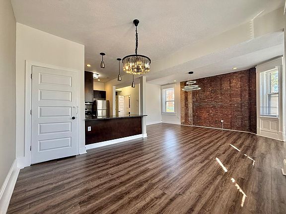 5th image of 3230 Lorain Ave #1