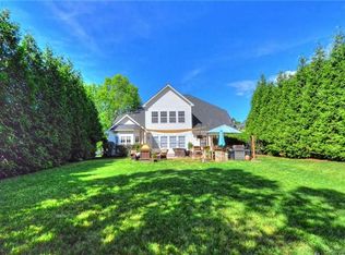 14314 Stewarts Bend Ln, Charlotte, NC 28277