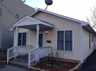 198 3rd St, Albany, NY 12210