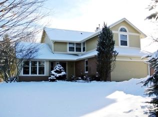 1680 Gebhardt Ct, Brookfield, WI 53005