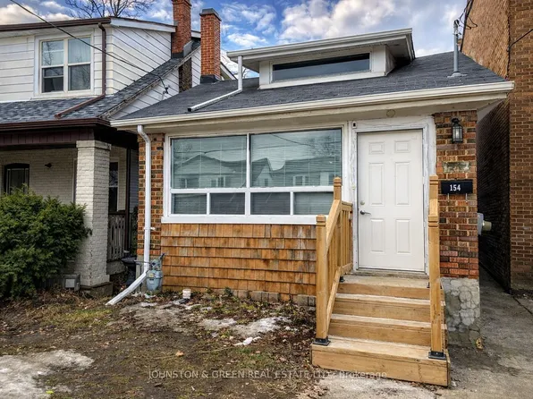 154 Glebemount Ave, Toronto, ON M4C 3S5