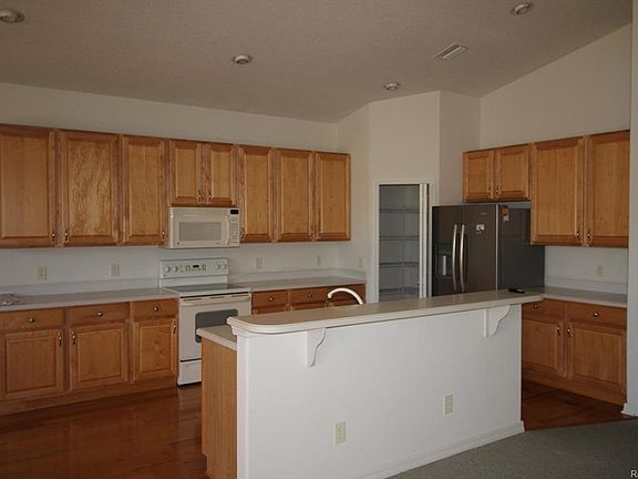 5th image of 1078 W Skyview Landings Dr