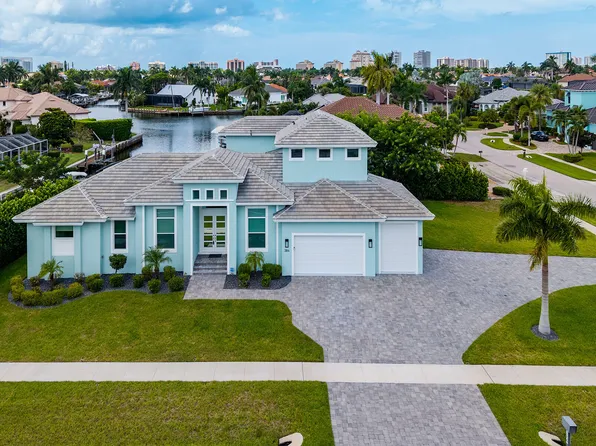 384 S Heathwood Dr, Marco Island, FL 34145