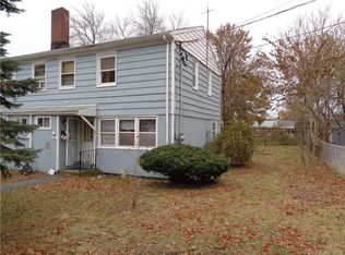 43 Underwood Ct, Stratford, CT 06614