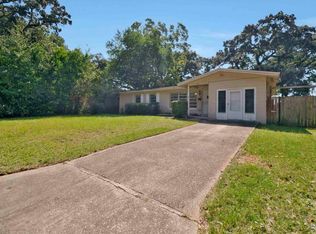 911 Springbrook Ave, Pensacola, FL 32505