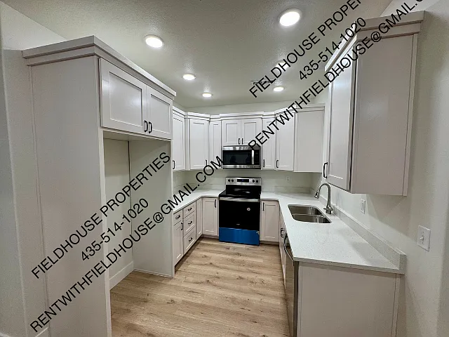 144 W 1575 N #204 — Photo 3