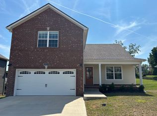 835 Lillian Grace Dr, Clarksville, TN 37043