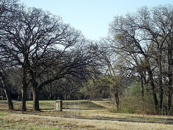 4th image of 1500 Bent Creek Dr