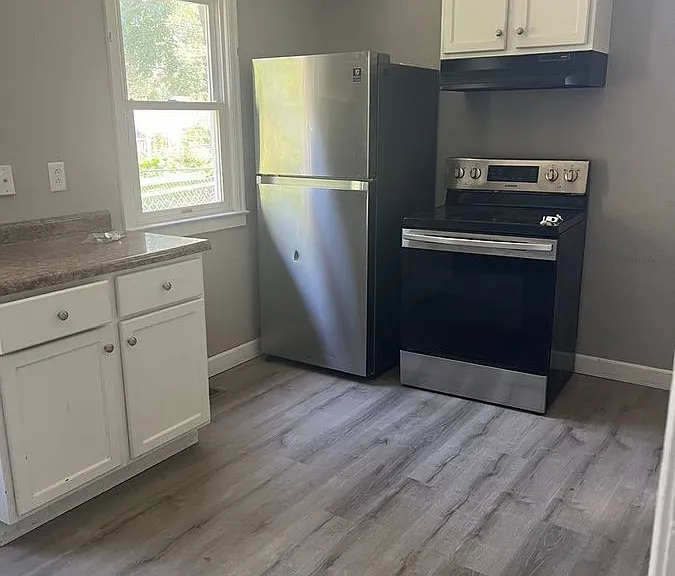 816 S Glendale Ave — Photo 3