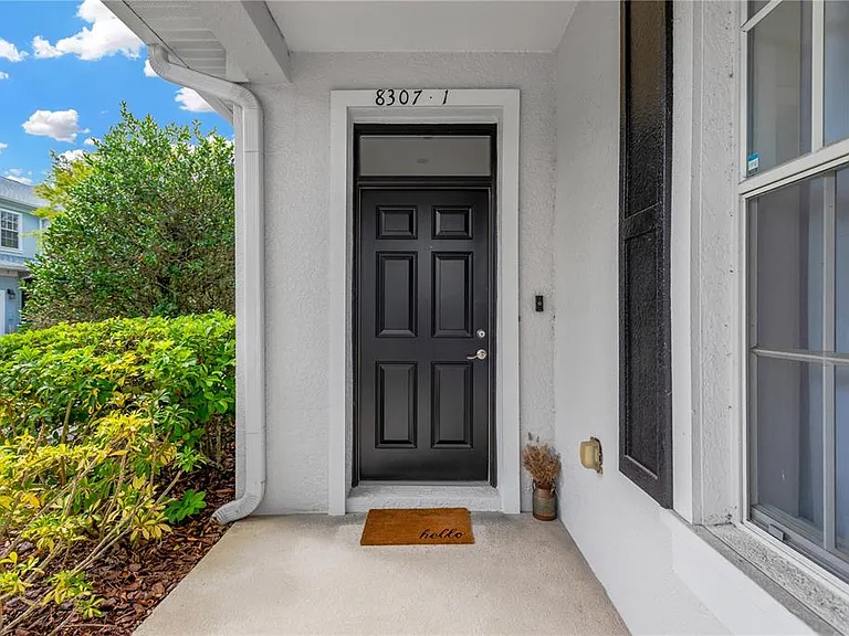 8307 Manor Club Cir #1 — Photo 2