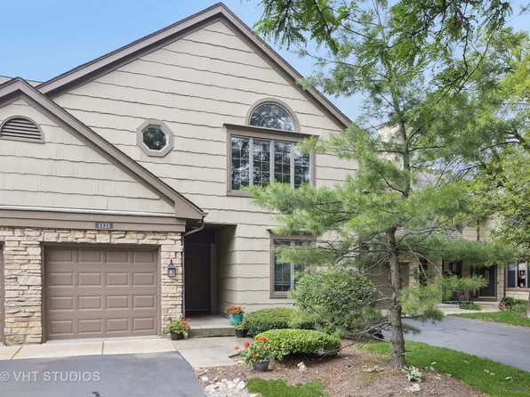 1121 Foxtail Ct #1121, Darien, IL 60561