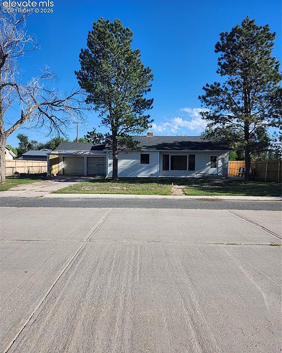 1st image of 1134 4th St