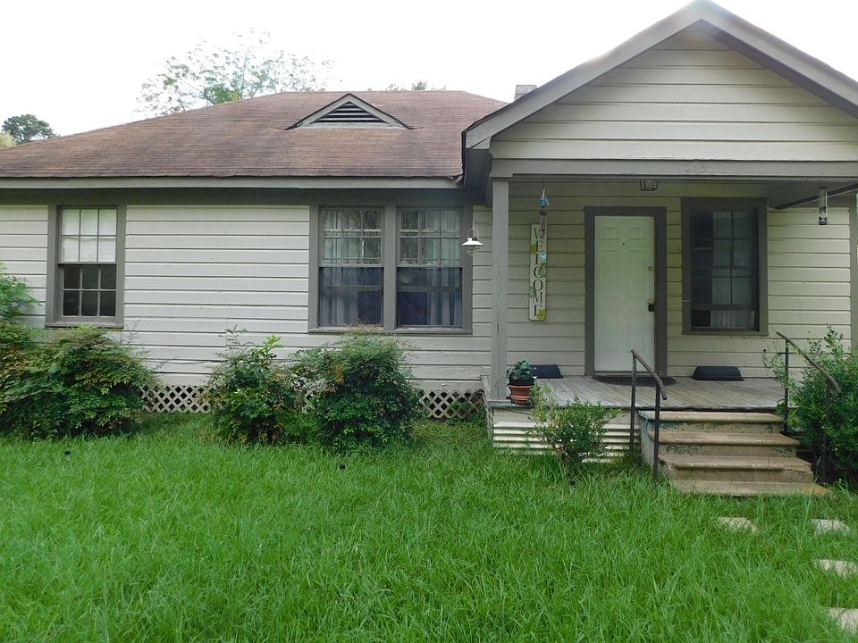 1st image of 213 3rd Street Pinehill