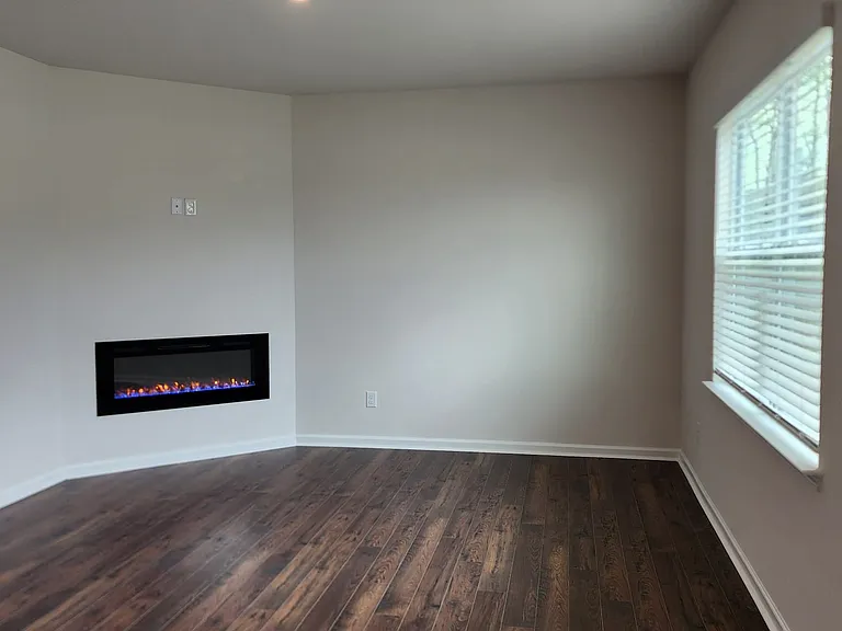 560 Country Oak Dr — Photo 9