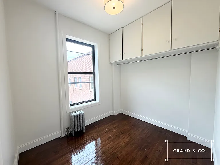14 Maujer St #9 — Photo 9