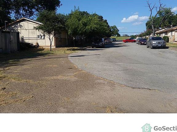 2nd image of 2809 N Highway 175 APT 110
