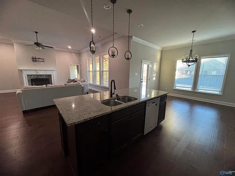 5006 River Birch Ln SE — Photo 6